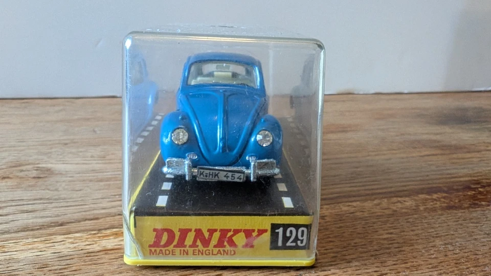 DINKY TOYS 1/43 VW VOLKSWAGEN COCCINELLE DE LUXE SALOON ENGLAND REF 129 - Photo 3/4