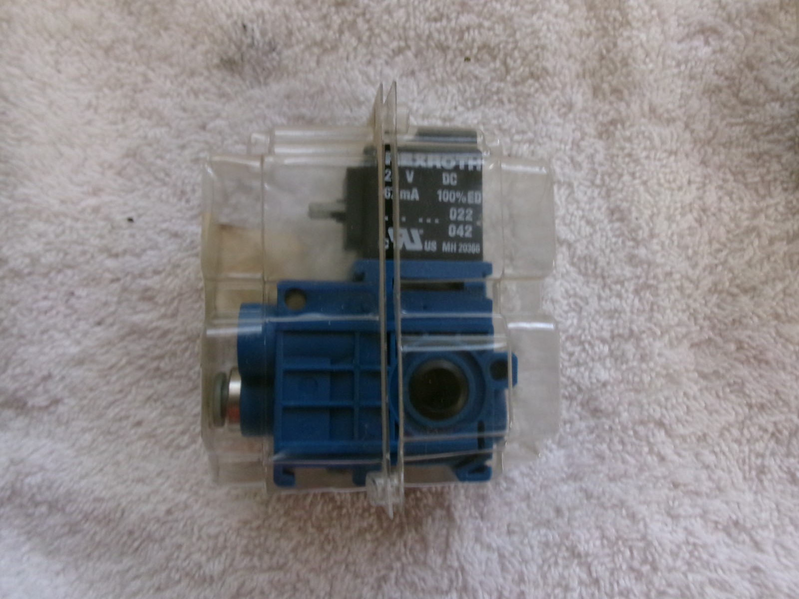 NEW Rexroth Bosch Pneumatic Valve 579-050-...-0