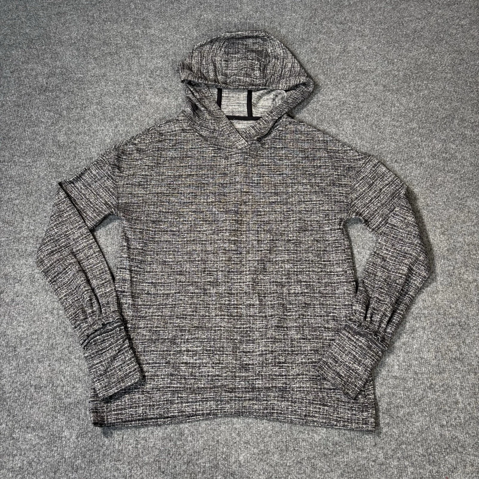 Lululemon Extra Mile Hoodie Womens Size 2 Gray Knit Pullover Thumb Holes Active