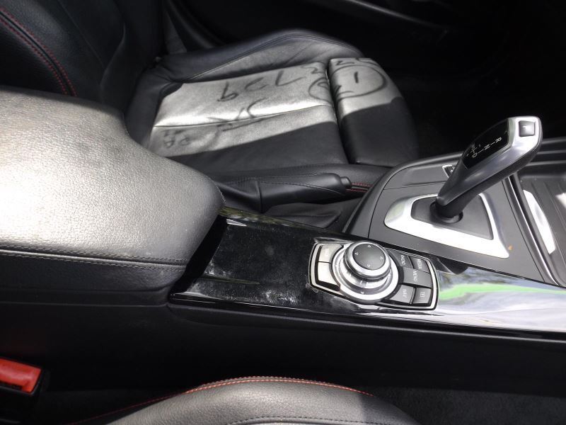 Audio Radio Am FM CD Receiver 2 DIN Size 65129277895 Fits 2012 