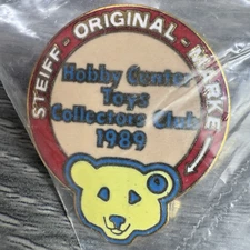 Vtg Lapel Pin STEIFF Teddy Bear Collectors Club Hobby Center Toys 1989 Hat Pin