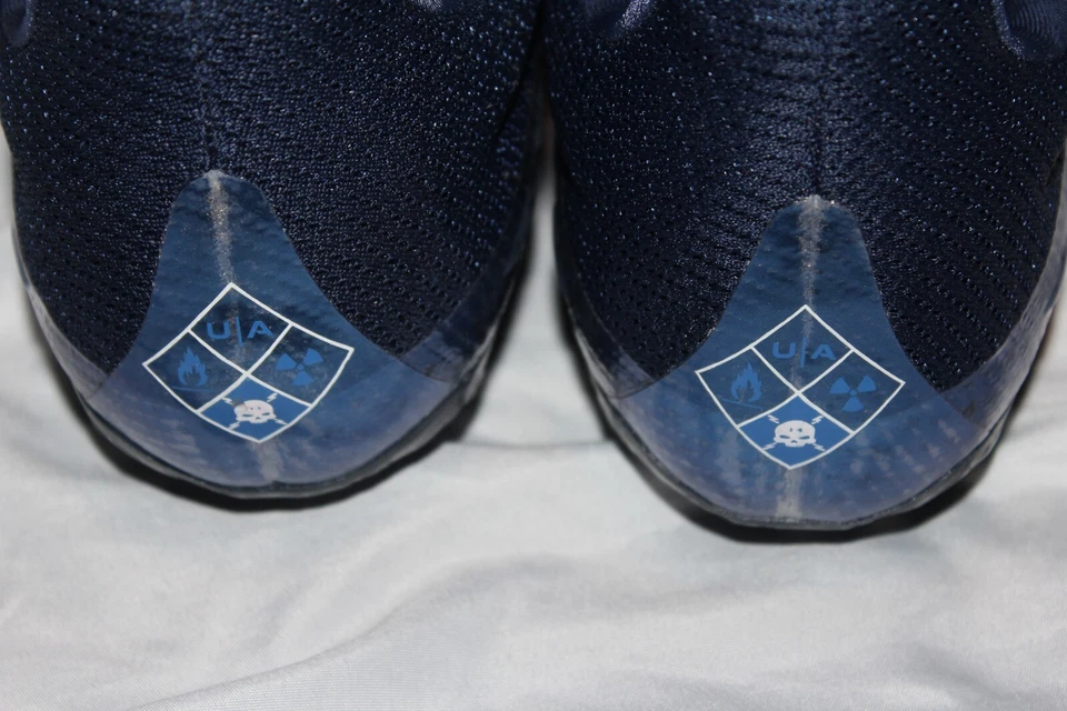 Under Armour Blur Smoke Mc Shoe NAVY NAVY 3024015-402 Size 16 - Image 4 of 4