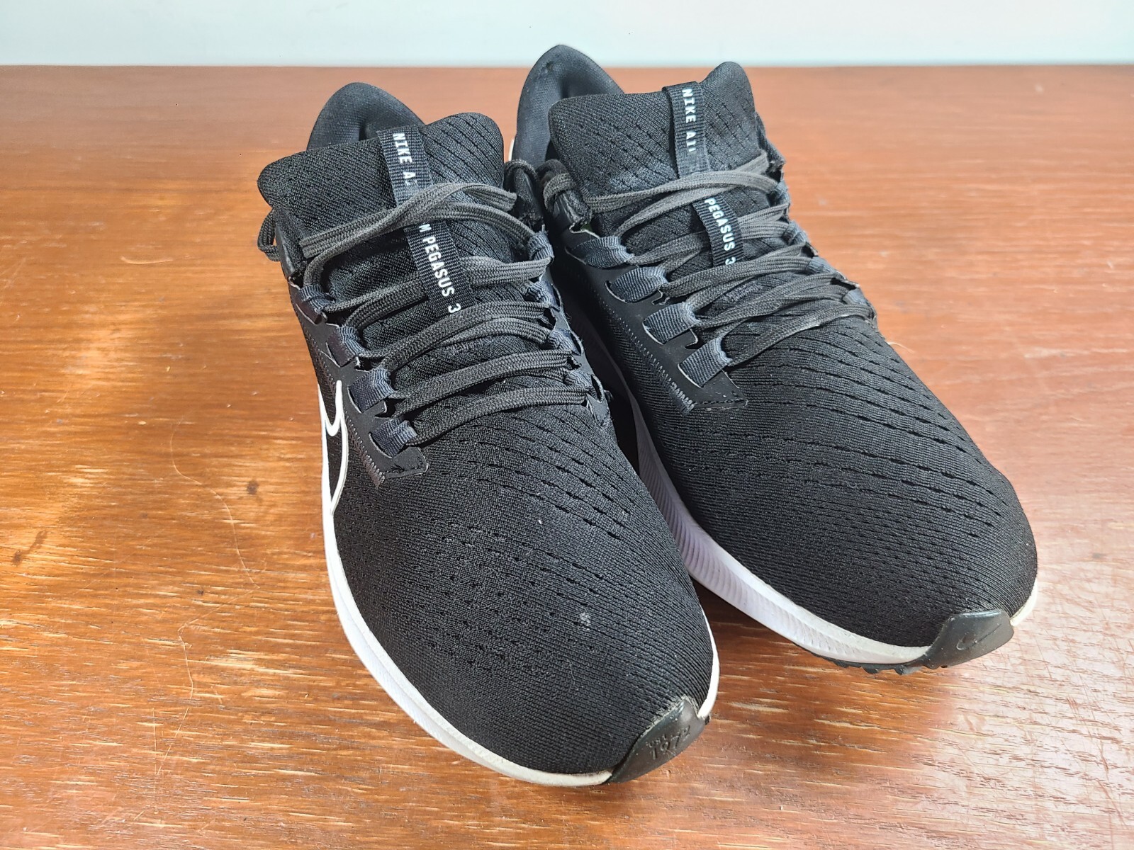 Nike Air Zoom Pegasus 38 Women Size 9 Black Athletic Shoes Sneakers CW7358-002