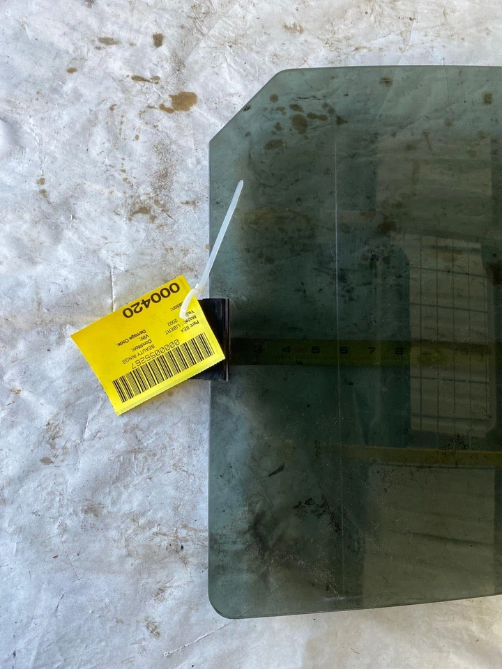 Jeep Liberty 2002-2006 vagón 4 puertas puerta trasera ventana de vidrio lado derecho del pasajero Foto 2 de 4