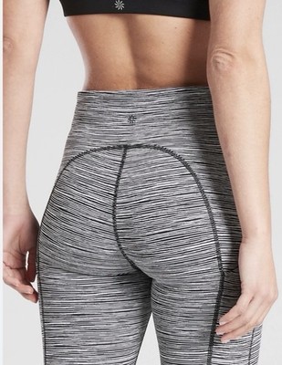 Athleta Ultimate Capri, Large, NWOT Black/white Pattern, C2