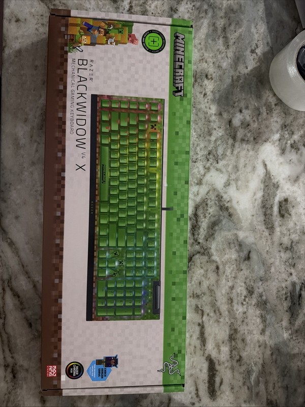 Razer BlackWidow V4 X Gaming Keyboard Minecraft Edition NEW FAST SHIP