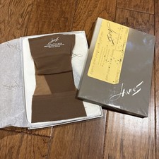 VTG Hanes Cantrece II Stockings 210 M-3 Barely There 8.5-9.5M Heel  Toe 3 Pair