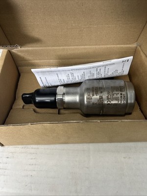 Brand New Open Box LW2120 IFM Non Contact level Transmitter