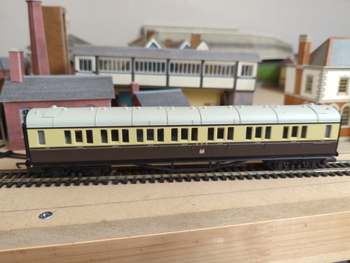 GWR Chocolate Cream Collett Composite Coach 6068 | Zustand: Used