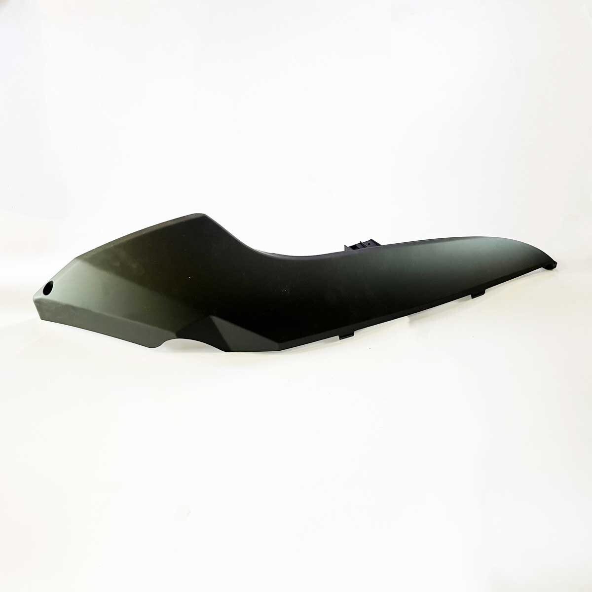 Cover R/H side noir mat Dink Street - Flanc droit Kymco 83520-LEA7-E000
