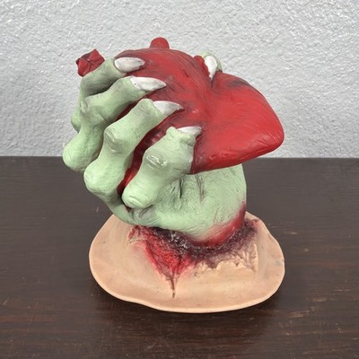 Gemmy Beating Heart In Hand Animated Halloween Prop (READ)