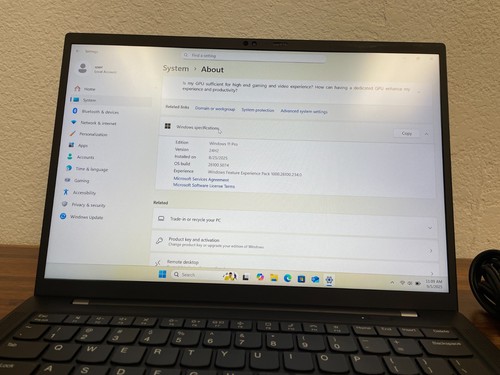 Lenovo ThinkPad X1 Carbon Gen 9 14" i7-1165G7 2.8GHz 16GB RAM 1TB SSD W/Charger - Bild 2 von 13