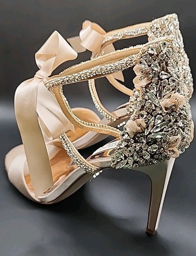 Stiletto Badgley Mischka Bonita Bejeweled con tiras talla 7 caja y papel originales - Imagen 9 de 17