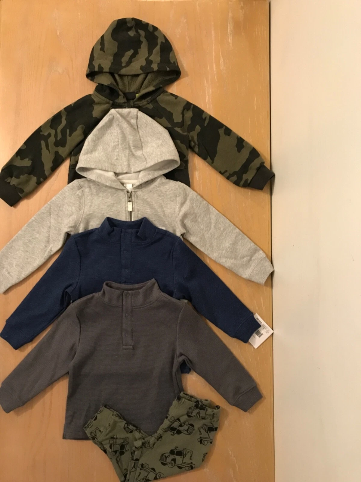 Carters, Falls Creek, Under Armour Infant Boys Clothing Lot of 5 Size 24 Months
