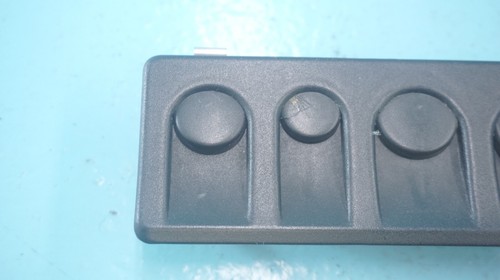 PORSCHE 928 , COINS SLOT HOLDER , OEM , 92855533702 - Picture 6 of 13