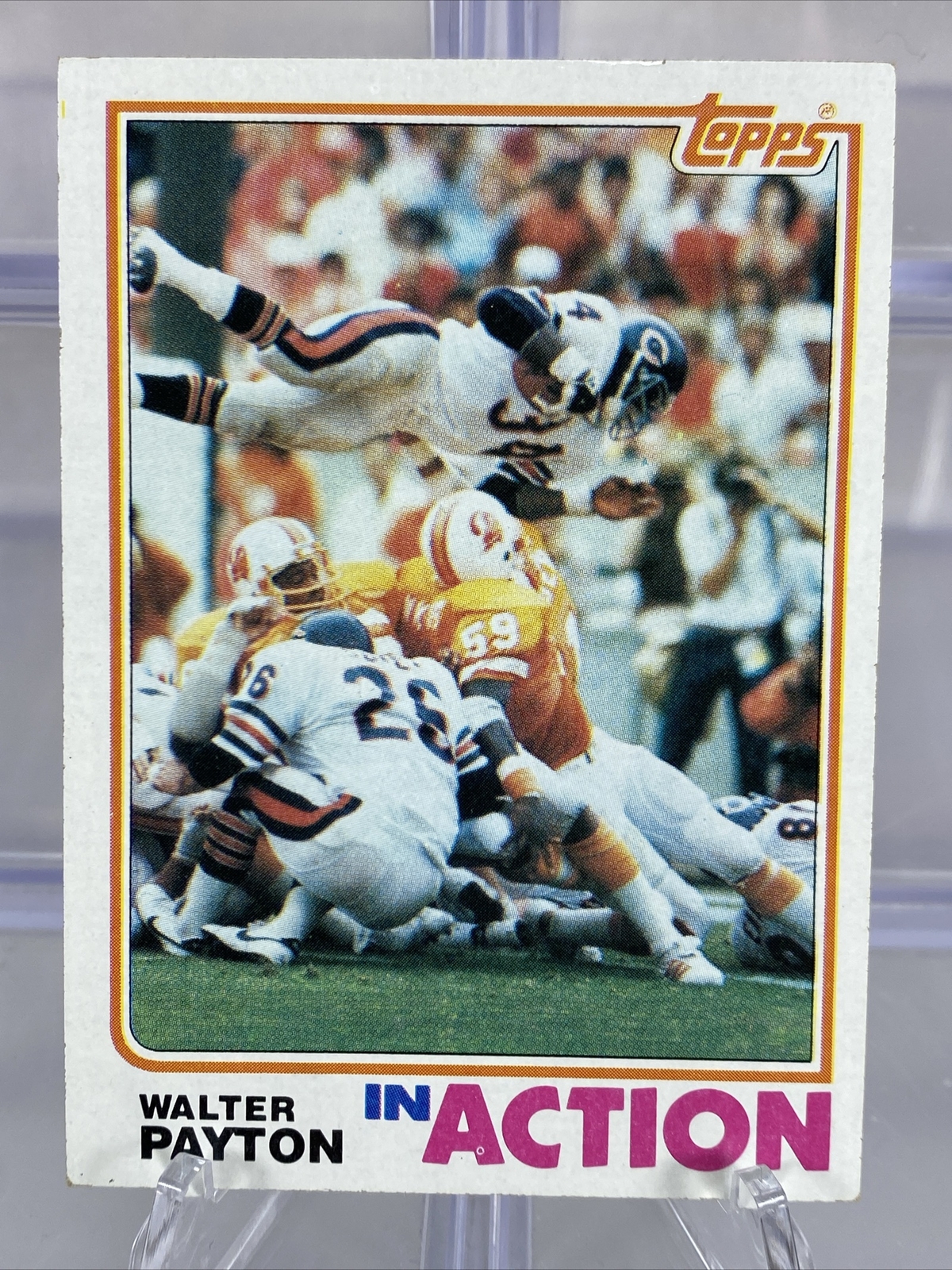 1982 Topps WALTER PAYTON In Action #303 Chicago Bears