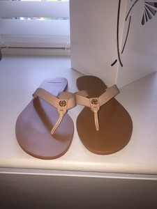 manon thong sandal