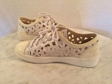 CHANEL White Patent Leather Laser Cut Floral Sneakers. Wm Sz 39 M. Made InItaly.