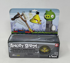 Angry Birds KNex Building Set Game Yellow Bird vs Medium Minion Pig Rovio NEW