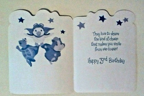 Tarjeta de cumpleaños American Greetings Kid Squad Wonder Pets para una niña de 3 años - Imagen 2 de 3