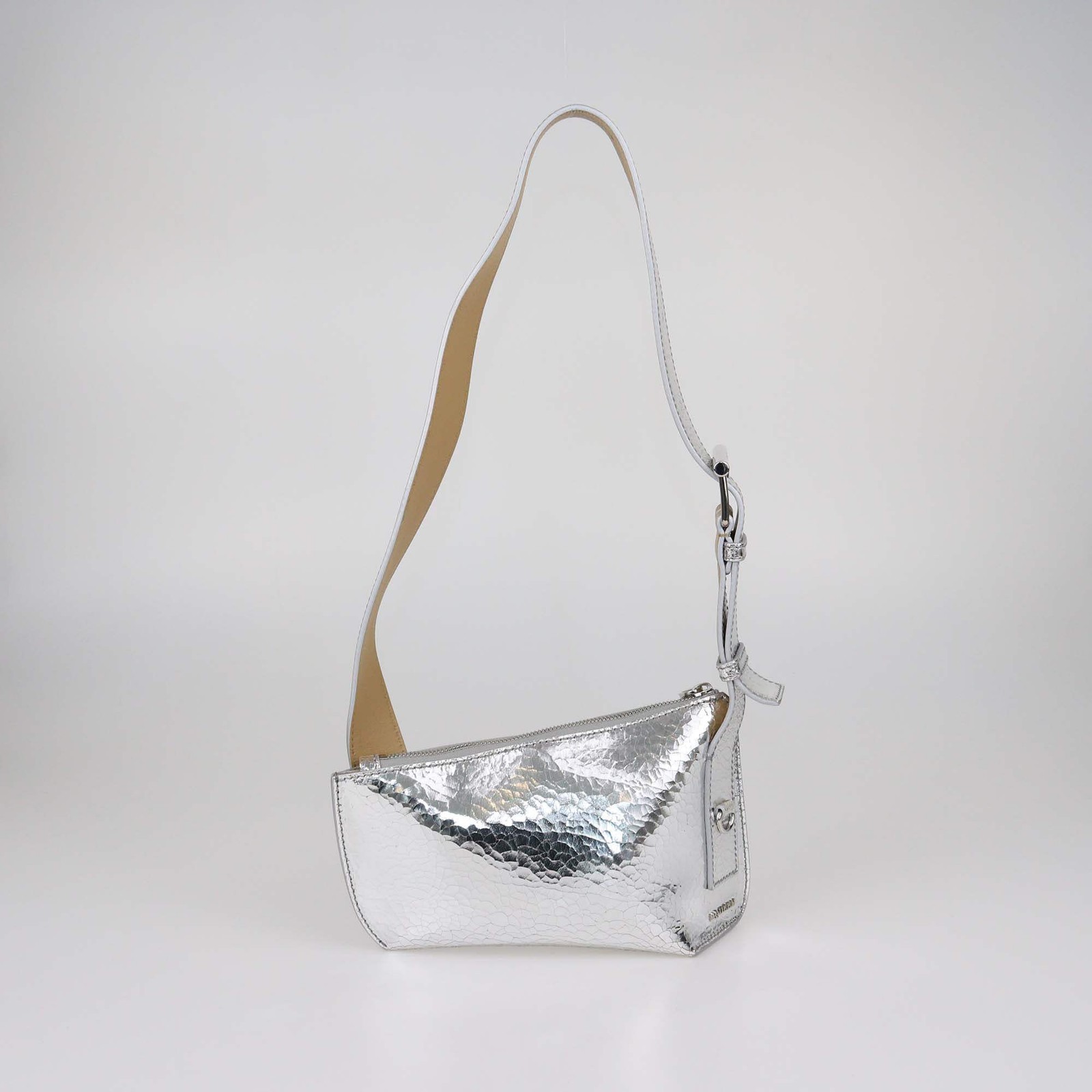Borsa a tracolla Alexander McQueen in pelle argentata con tracolla a T