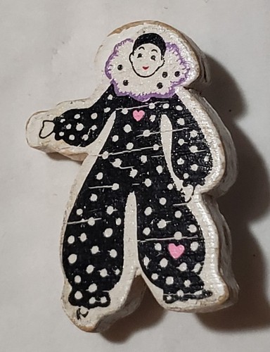 Vintage Painted Wooden Harlequin Clown Pin Brooch Black White Pink Hearts ~1.25" - Picture 3 of 6