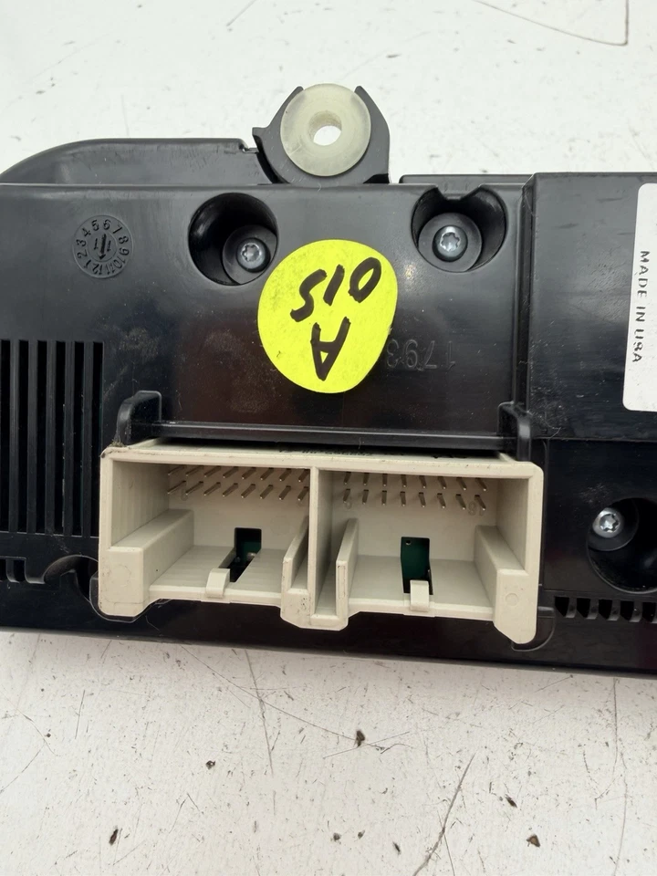 Unidad de control de clima doble aire acondicionado Volkswagen Passat 2012-2015 OEM / 561 907 044L Foto 4 de 4