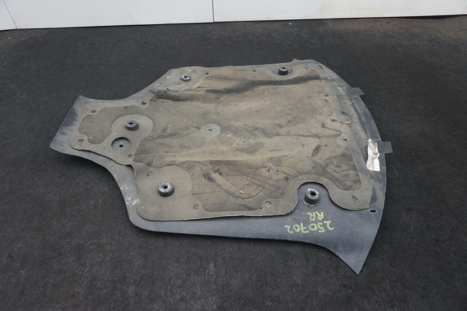 Rear Underbody Splash Shield OEM 3W5825495 Bentley Continental Flying Spur 06-12