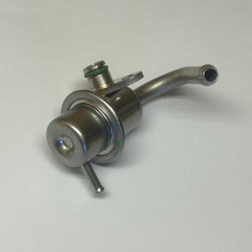 Fuel pressure regulator for Nissan R50 PATHFINDER 3.3L 95-05 VG33E 2 Yr Wty - Picture 4 of 6
