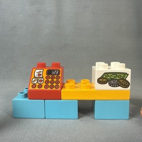 Lego DUPLO My First Shop #10546 Two Printed Brick Register Sectional, 2 Minifigs