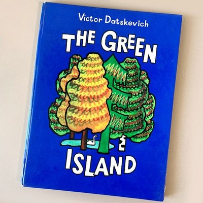 Soviet Era 1980 Victor Datskevich Picture Book Russian English Translation Art