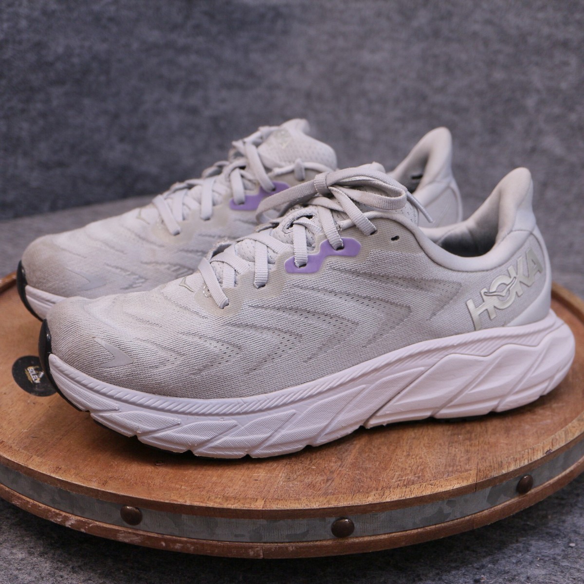 Size 9.5 - Hoka One One HOKA Arahi 6 Harbor Mist Silver W for sale
