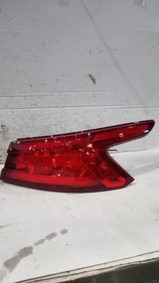 2016-2018 Nissan Maxima Right Tail Light Assembly Maroon OEM 176795 90k Miles