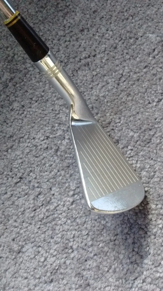 Wilson STAFF Tour Blade FG-17 # 6 Iron / Stiff Flex Steel Shaft - 37 1/4" - Image 4 of 4