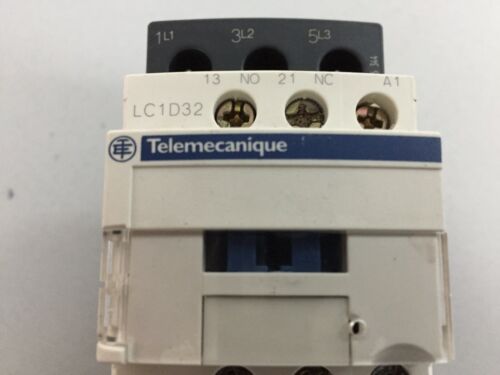 CONTATTORE TELMECANIQUE LC1D32 CON RELÈ DI SOVRACCARICO LRD14 - Foto 2 di 3