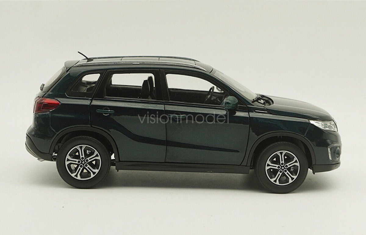 701-018 スズキ 1/18 SUZUKI Vitara ダークグリーン 1/18 Scale