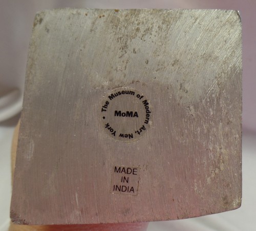 MOMA Museum of Modern Art New York Metal Abstract Art Vase Pre-Owned Condition - Picture 7 of 8