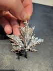 Vintage Keyes Crystal Rhinestone Leaf  Pin Brooch — photo 2