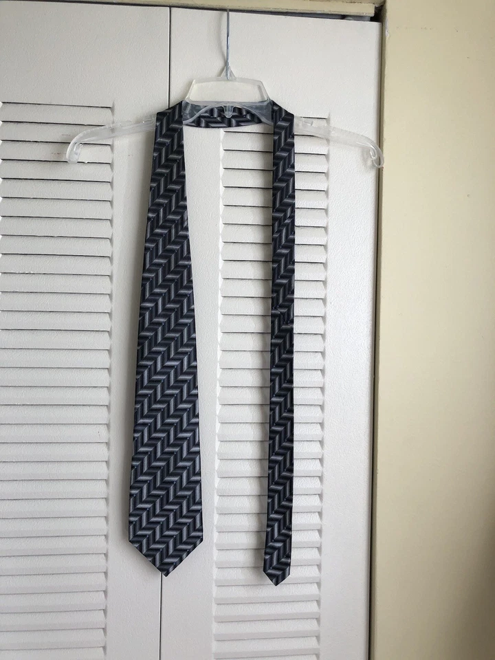 Corbata para hombre Covona azul marino, azul claro tejida en zigzag poliéster ~usada en excelente estado~  Foto 3 de 3