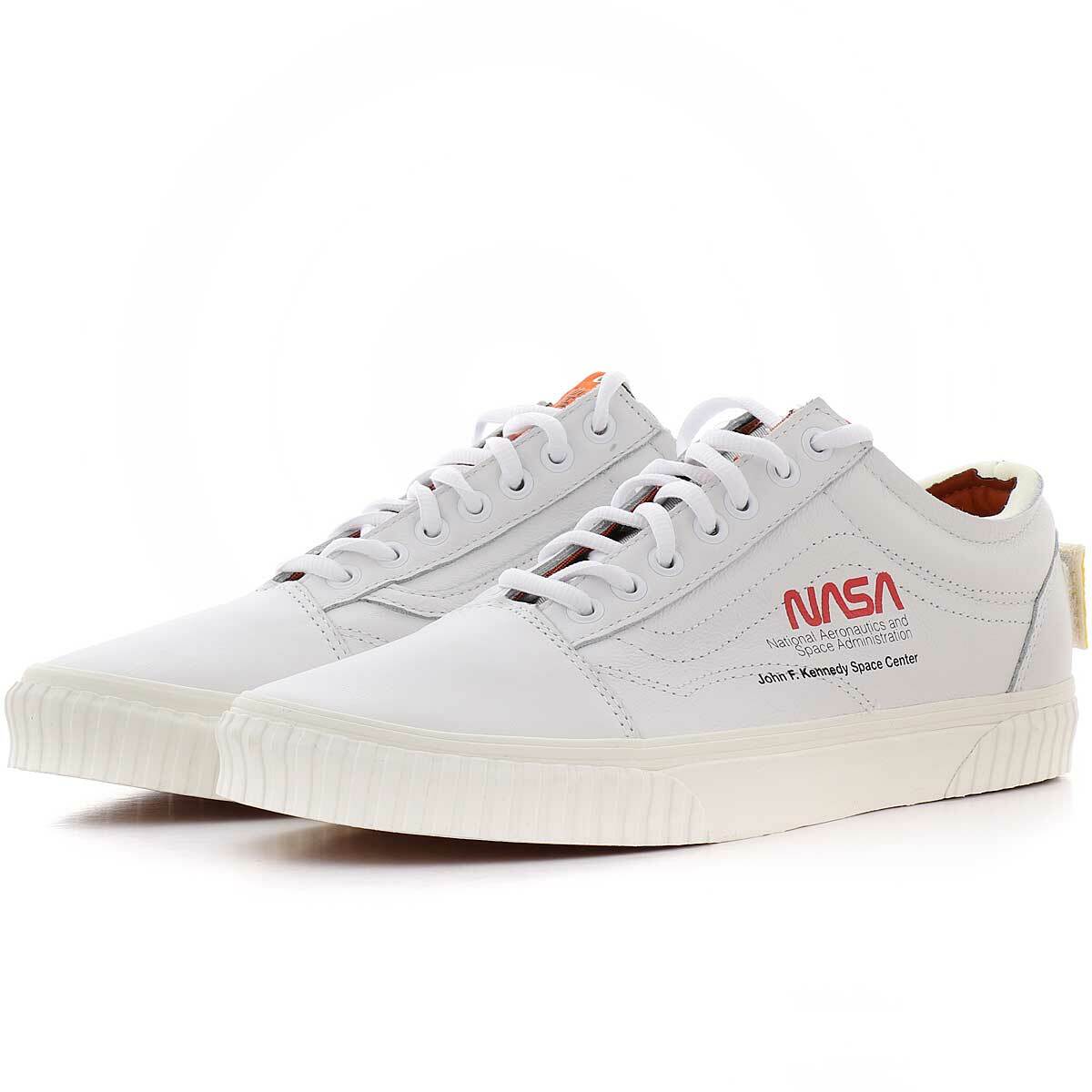 vans voyager old skool white