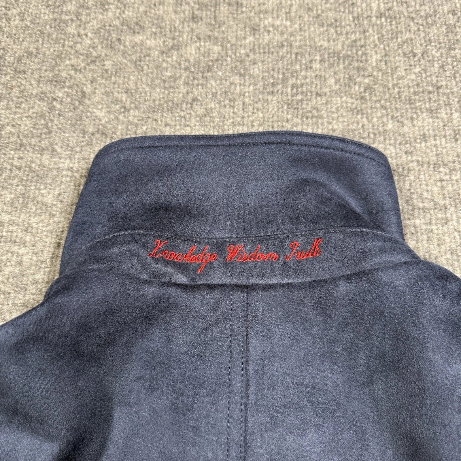 Robert Graham Vegan Suede Large Navy Blue Field Jacket NWT. $248 - product detail image 24