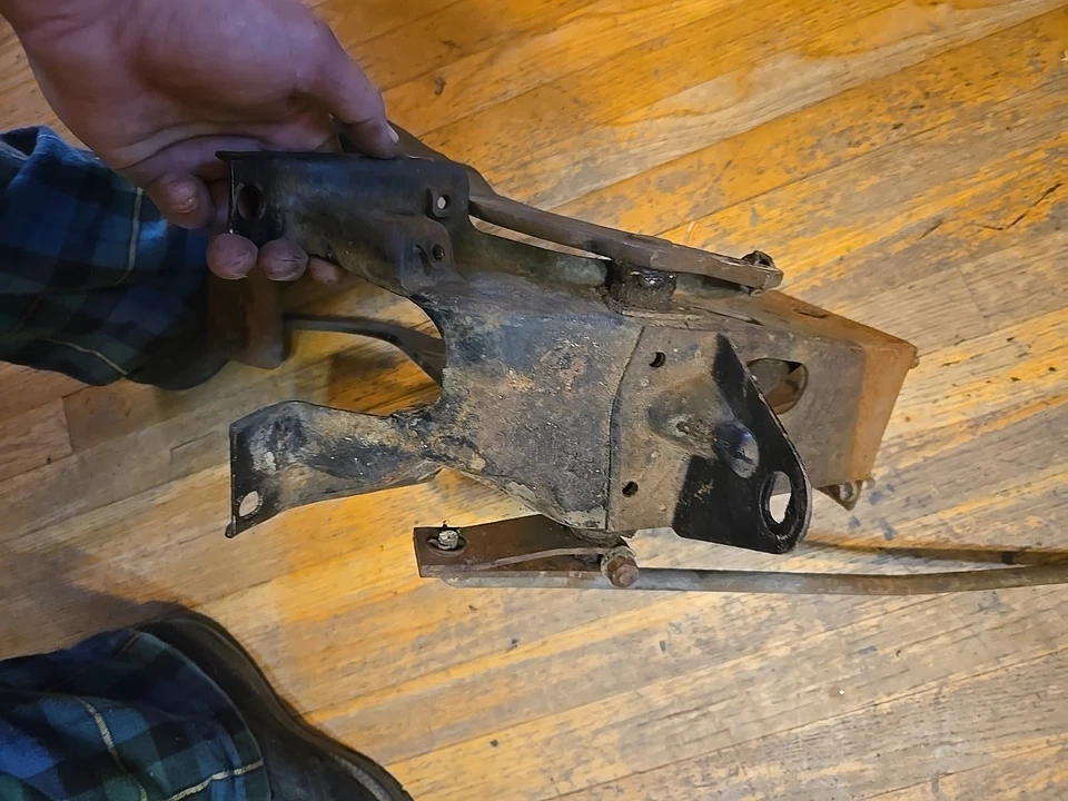 Chevy C10 K10 C20 K5 Blazer 1967-72 4 velocidades transmisión manual embrague pedales Oe Foto 3 de 4