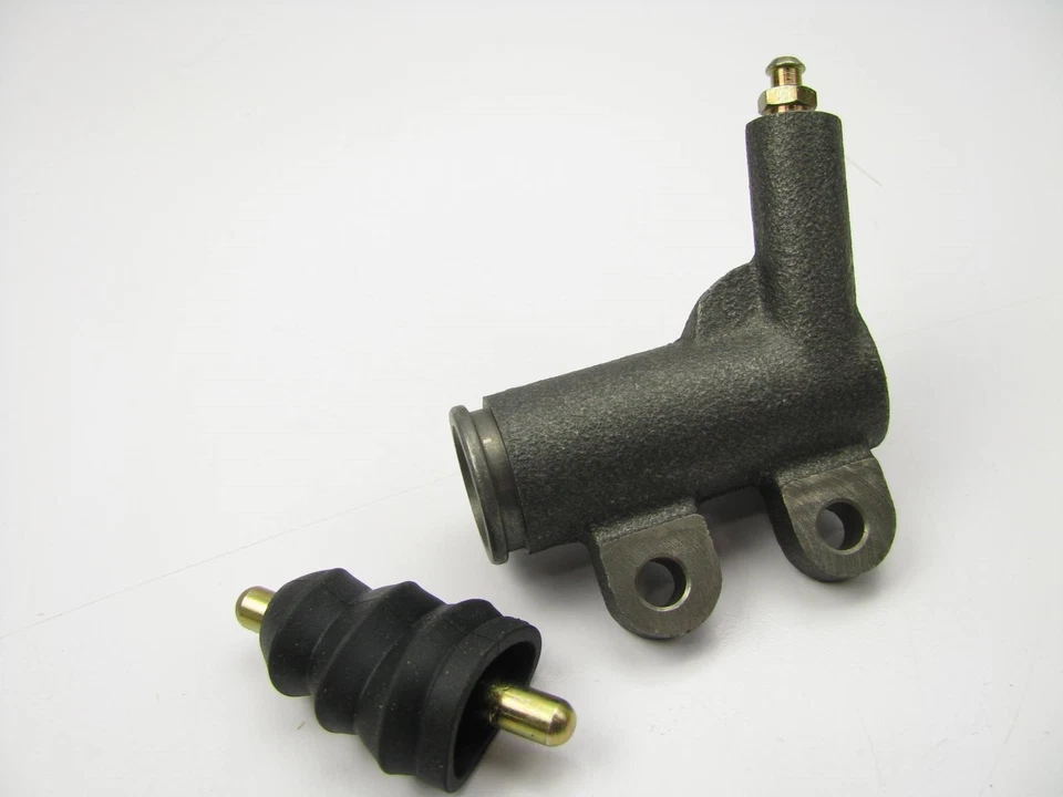 Auto Specialty S-56204 Clutch Slave Cylinder for 1983-1987 Toyota Corolla - Image 2 of 4