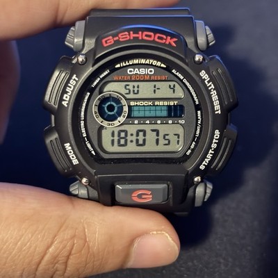 Casio DW-9052 Quartz Digital Wristwatch Good Condition Original Box and Papers