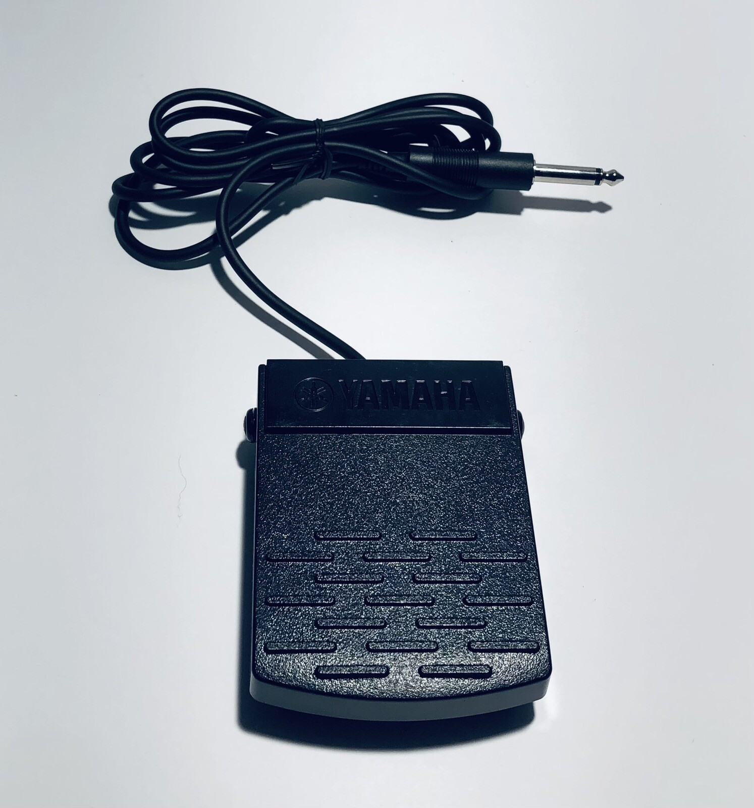 Yamaha FC5 Electronic Keyboard Compact Foot Switch Style Sustain Pedal Black New