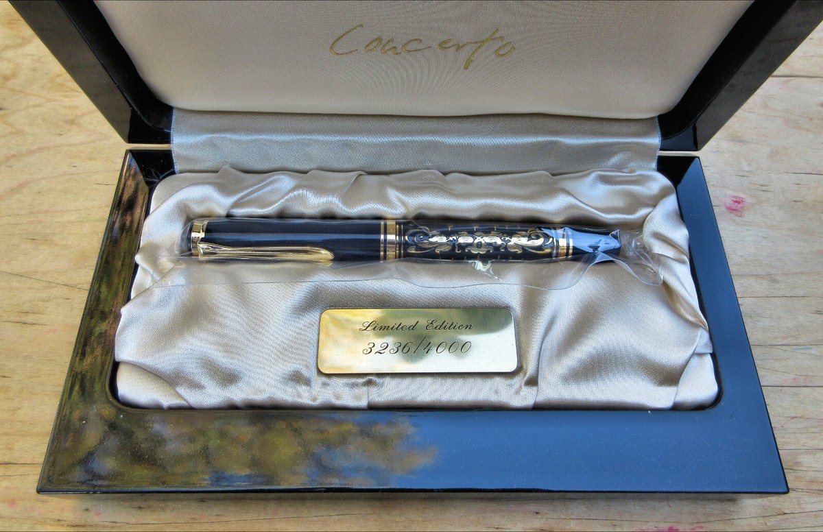 New 1996 Pelikan Concerto Limited Ed #3236/4000 Ftn Pen - MEDIUM