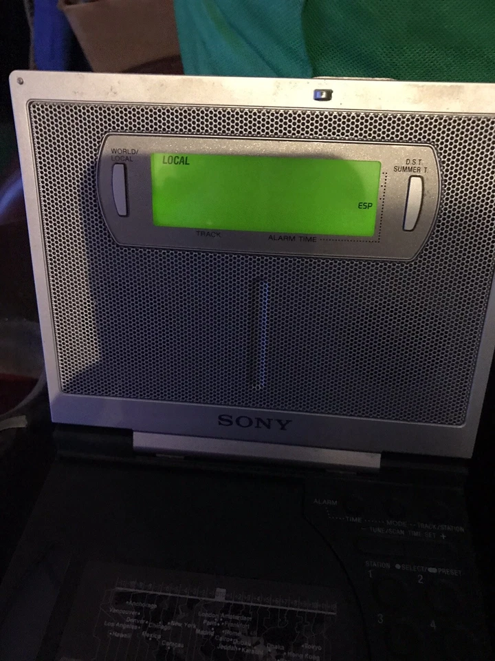 Sony ICF-cd2000 Clock Radio ca 1988 Am/FM Alarm Tested And Works Rare Item - Image 2 of 4