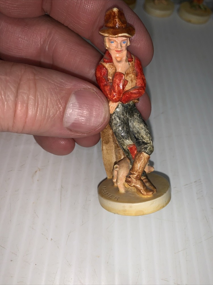SEBASTIAN MINIATURE 