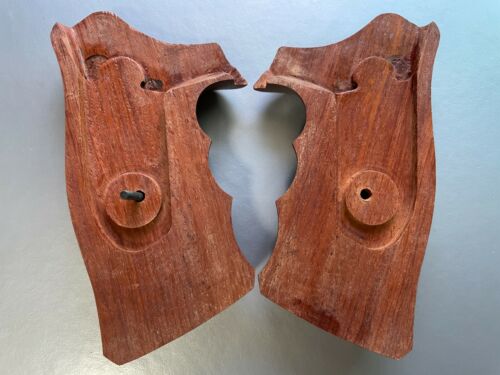Target Grips For Taurus TRACKER/JUDGE 17 44 627 692 Rough/Checker Two tone wood - Picture 3 of 6