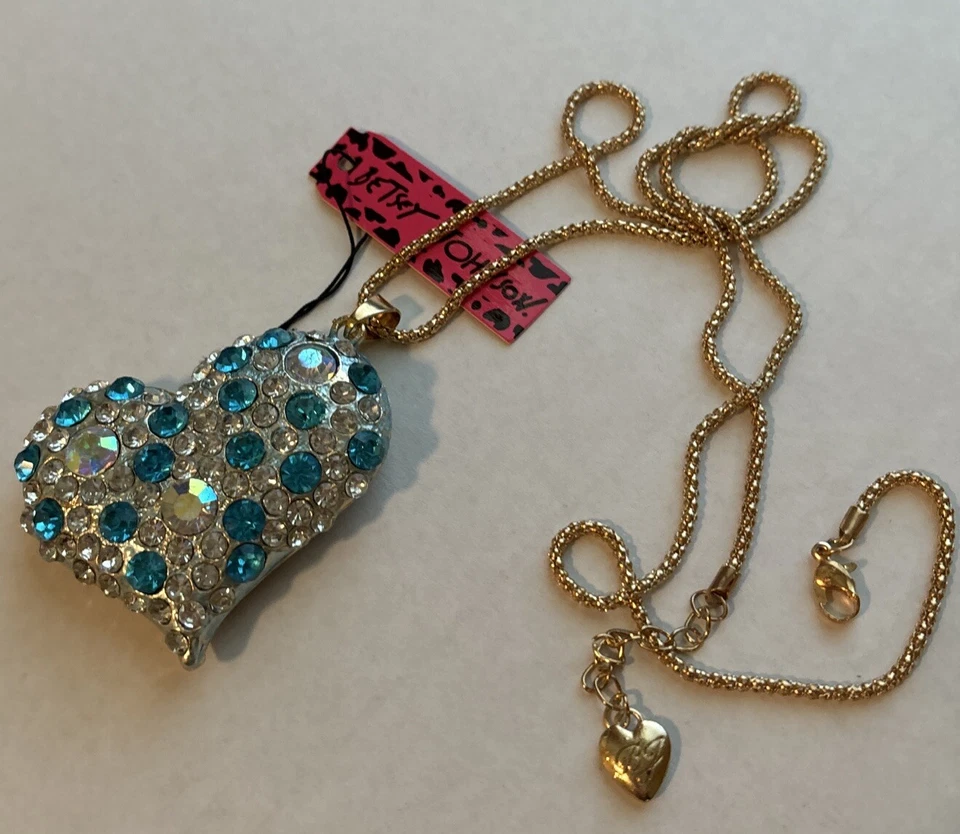 Collar corazón Betsey Johnson con piedras azules y transparentes nuevo con etiquetas Foto 4 de 4